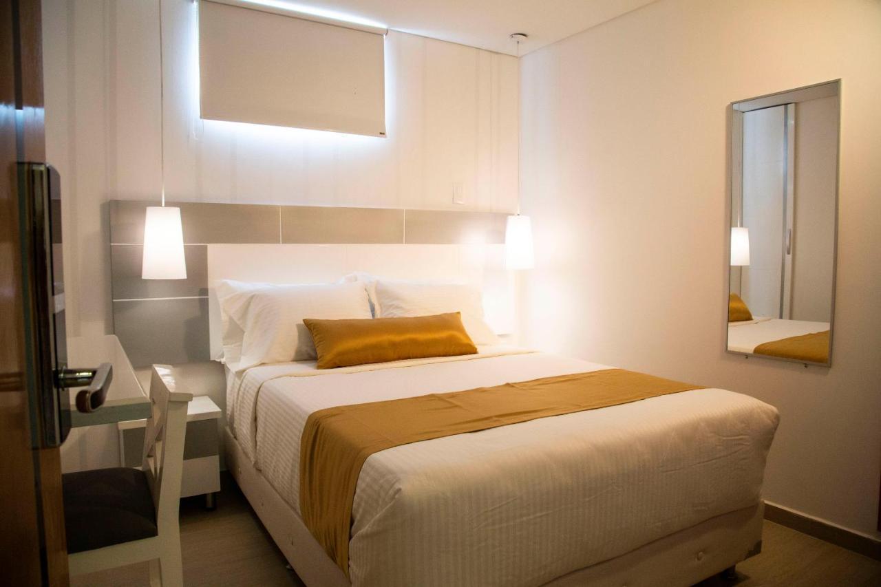 Hotel Silver Гуарне Екстериор снимка